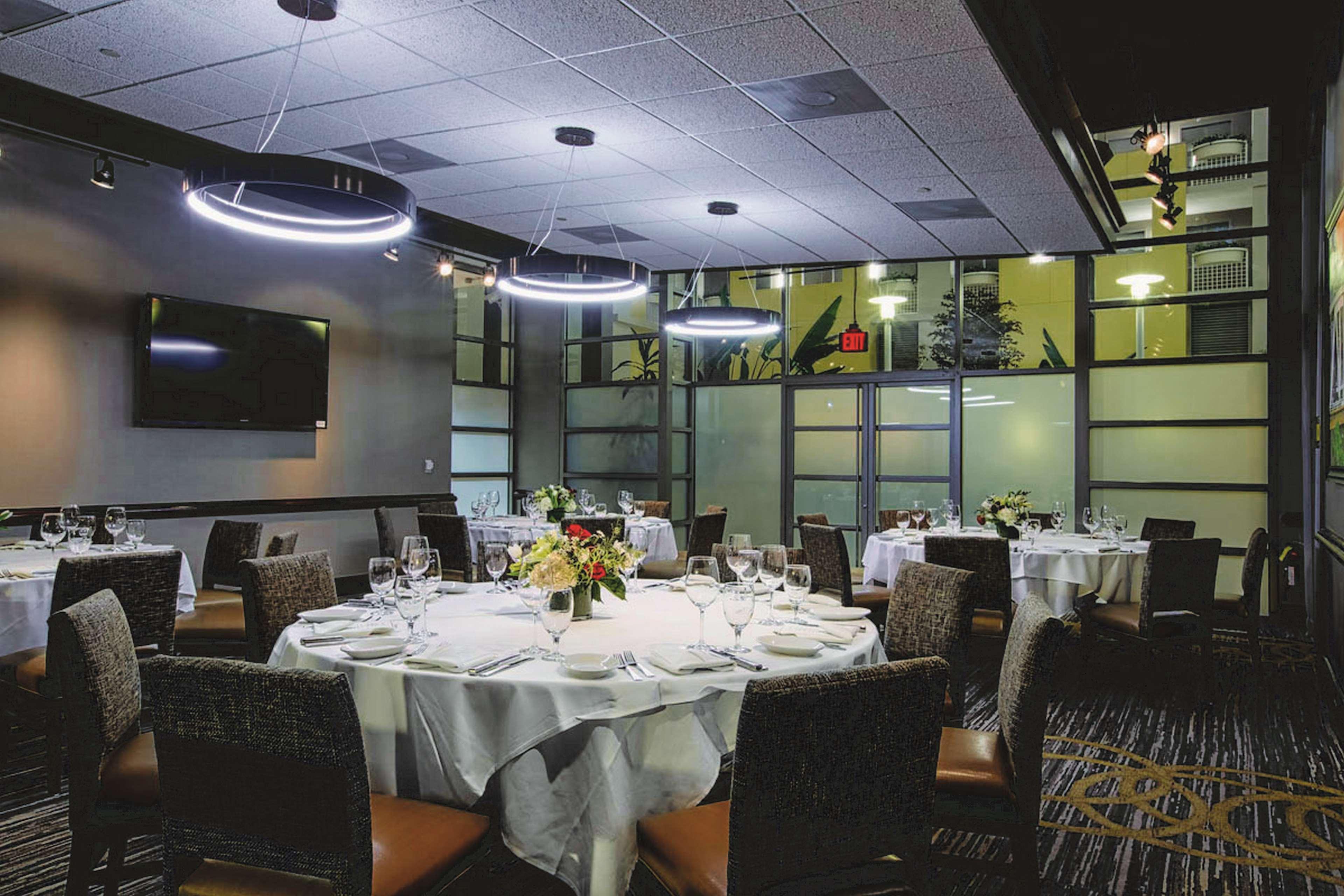 Embassy Suites By Hilton Atlanta At Centennial Olympic Park Eksteriør billede