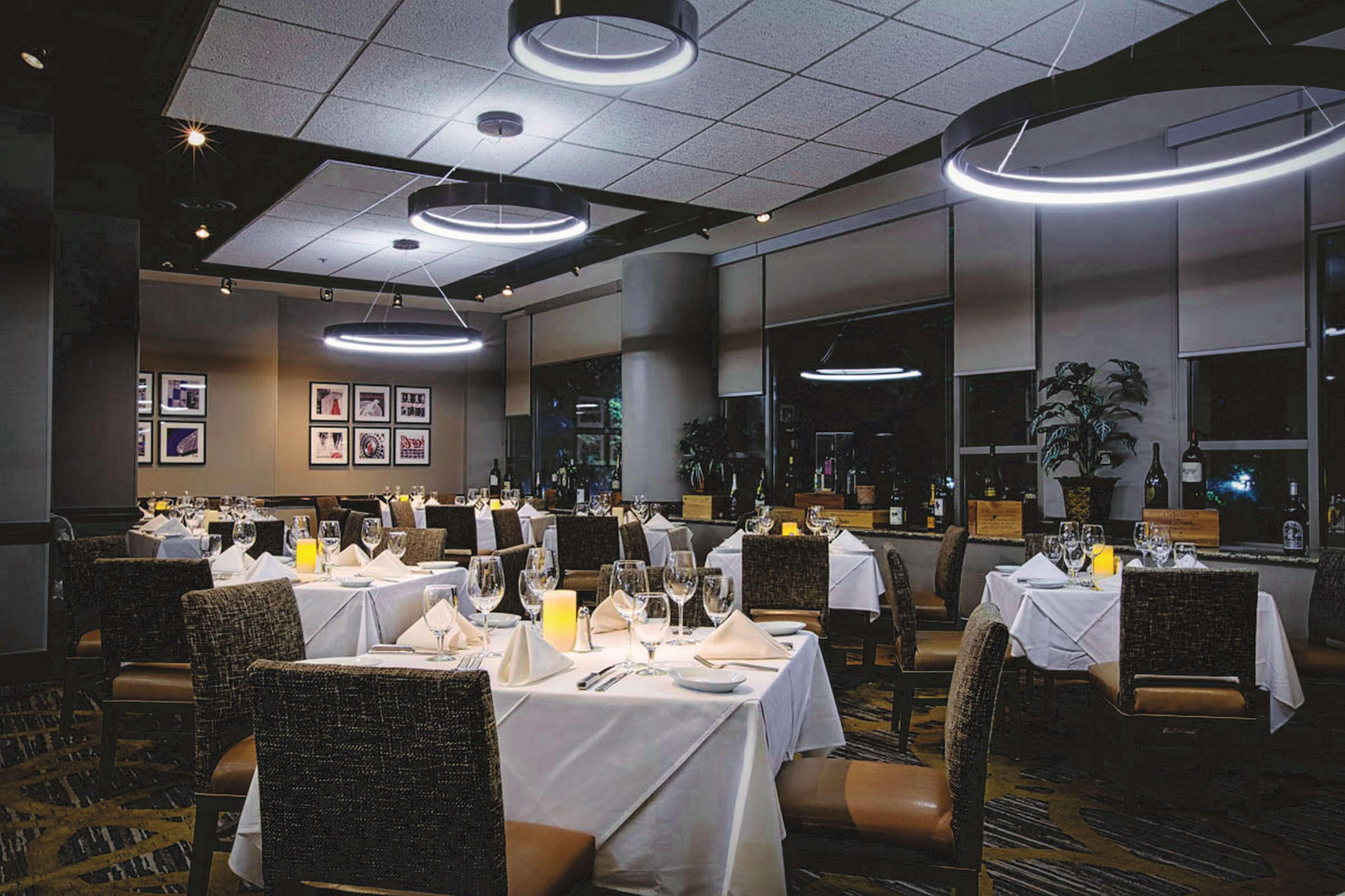 Embassy Suites By Hilton Atlanta At Centennial Olympic Park Eksteriør billede