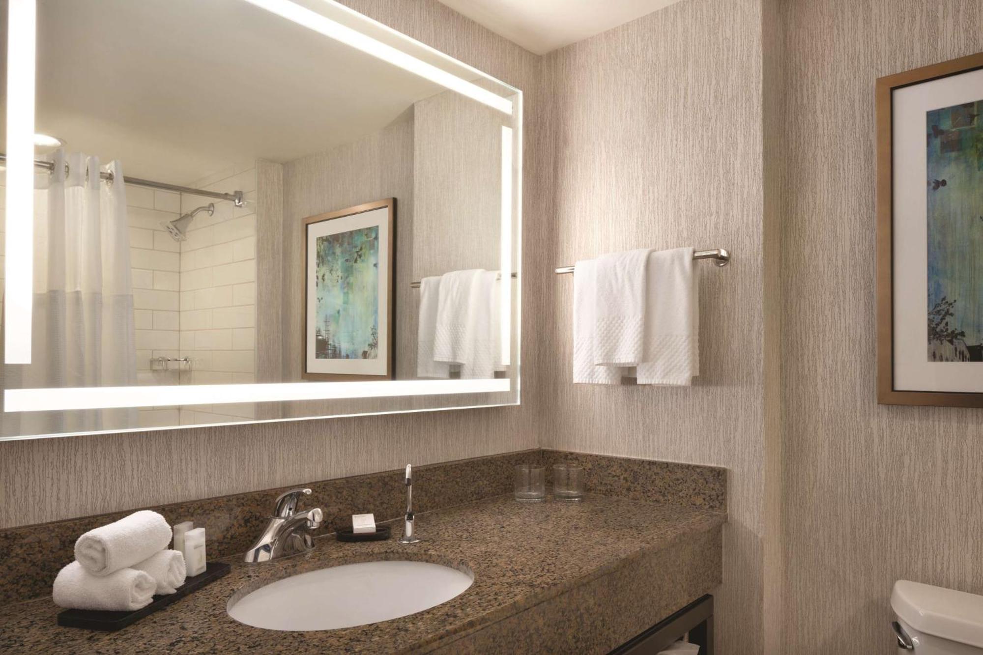 Embassy Suites By Hilton Atlanta At Centennial Olympic Park Eksteriør billede